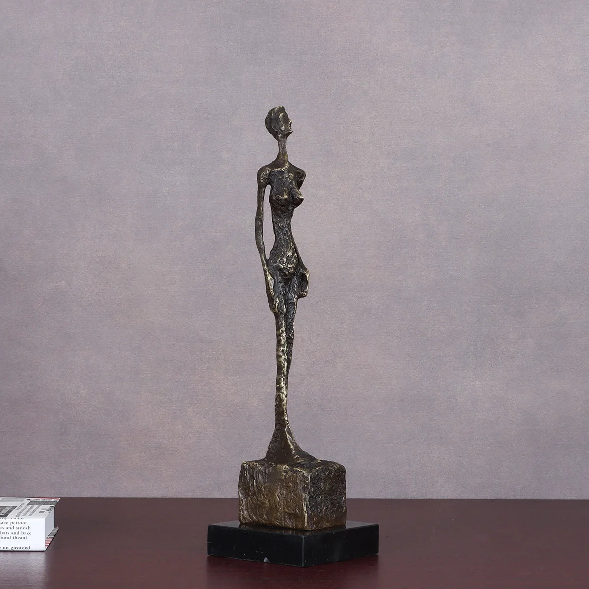 Bronze Standing Woman Skeleton Statue Giacometti Famous Sculpture Art Handmade Replica for Home Decoration Collection 42cm
