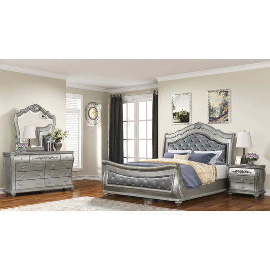 Traditional Style 4 Piece Queen Bedroom Set With Upholstered Crystal Tufted Bed Made With Wood In Silver