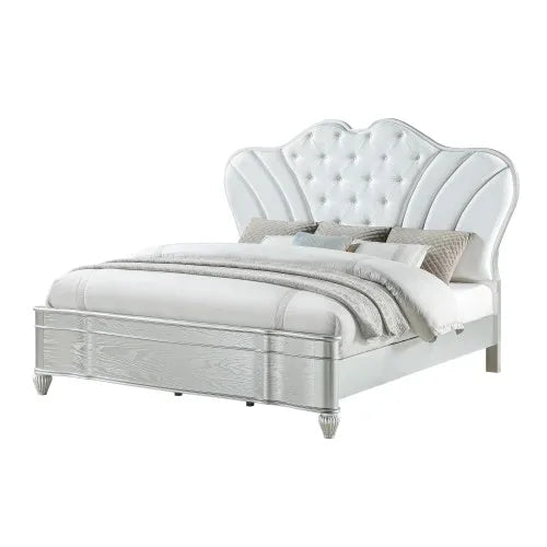 Landmark Traditional Style 4 Piece Queen Bedroom Set With Upholstered Button Tufted Bed Made With Wood In Silver